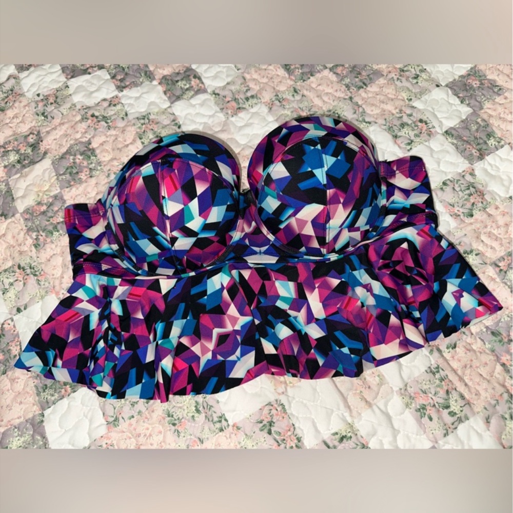 Torrid Women’s Multicolor Geometric Strapless Bandeau Ruffle Bikini Top